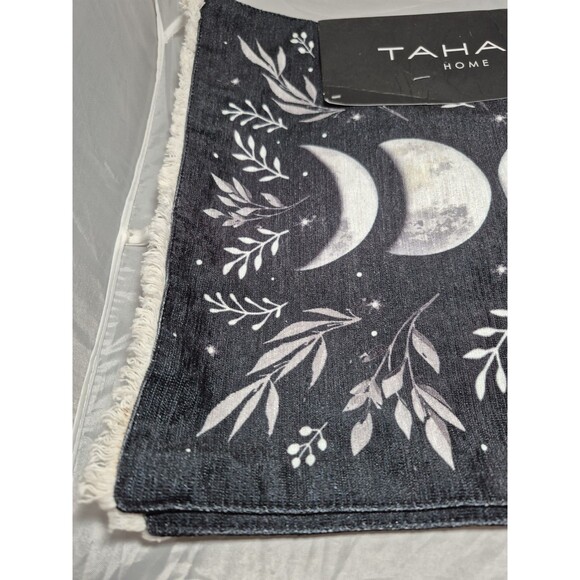 Tahari Placemats 4 Rare Moon Phases Celestial - Picture 3 of 4